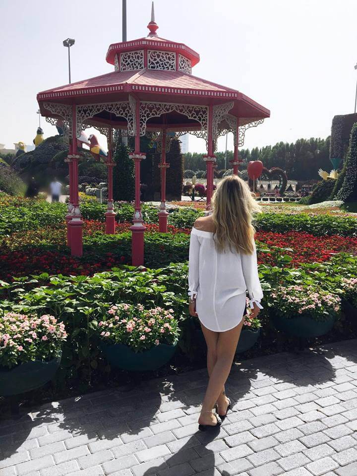 Dubai Reisetipps Miracle Garden Reisetipps Travelguide Sehenswürdigkeiten Blumen Katefully Bloggerin